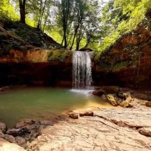 تور آبشار ترز